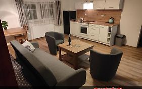 Apartmany Na Ceste